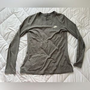 WOMENS NIKE DRY FIT LONG SLEEVE